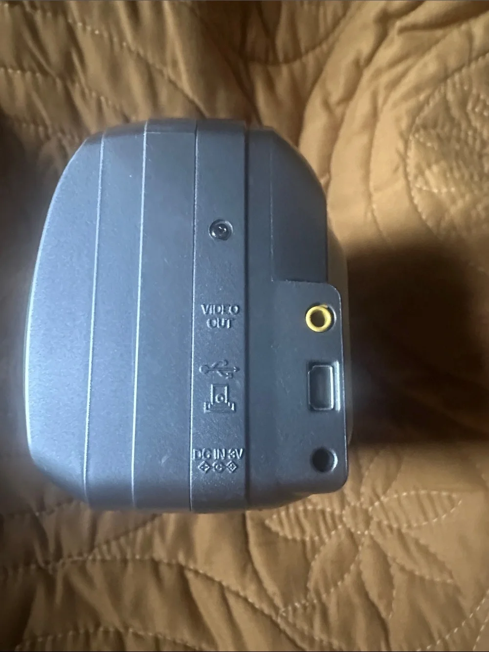 FUJIFILM FinePix A210 Digital Camera 3.2MP Silver Digicam with 256 MB XD Card